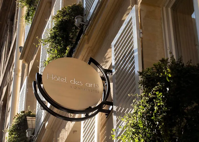 Hôtel des Arts Montmartre Paris